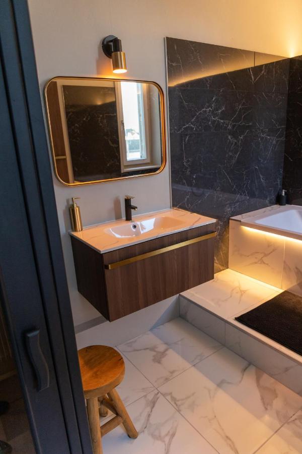 Les Bc Bg Apartment Charleville-Mezieres Ngoại thất bức ảnh
